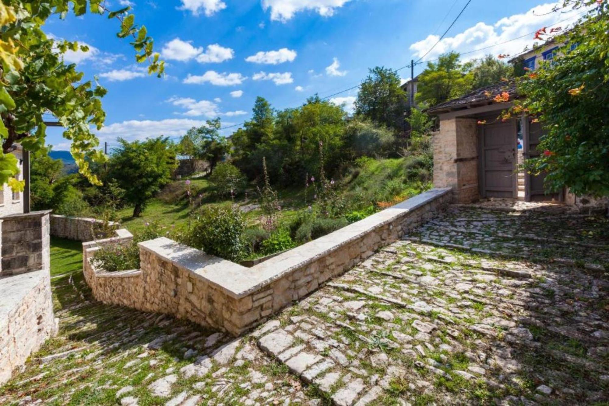 "Apeiros Chora" Hotel, Zagori Kato Pedina Exterior foto